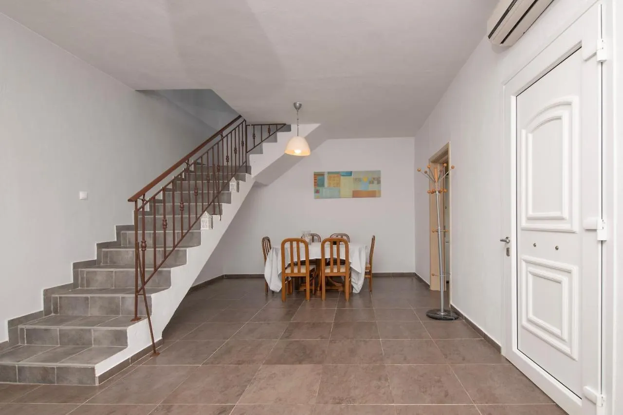 Villa Fk Nea Poteidaia Casa vacanze